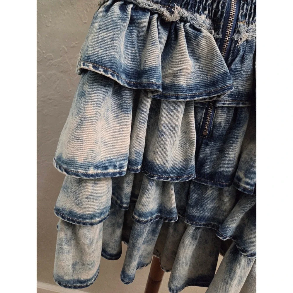 D182. Acid‎ Wash Tiered Denim Strapless Smocked Dress